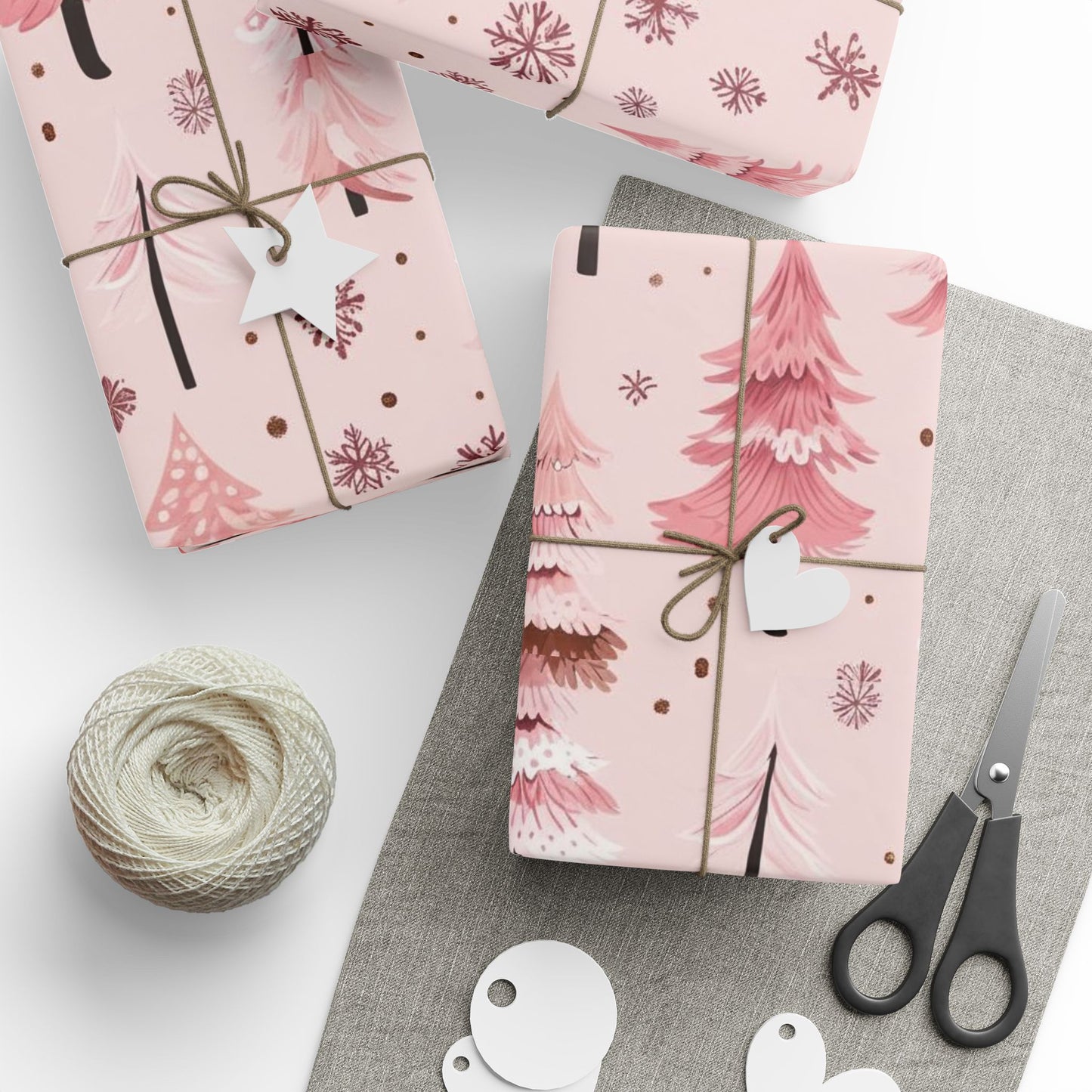 Pretty in Pink Pines (Wrapping Papper)