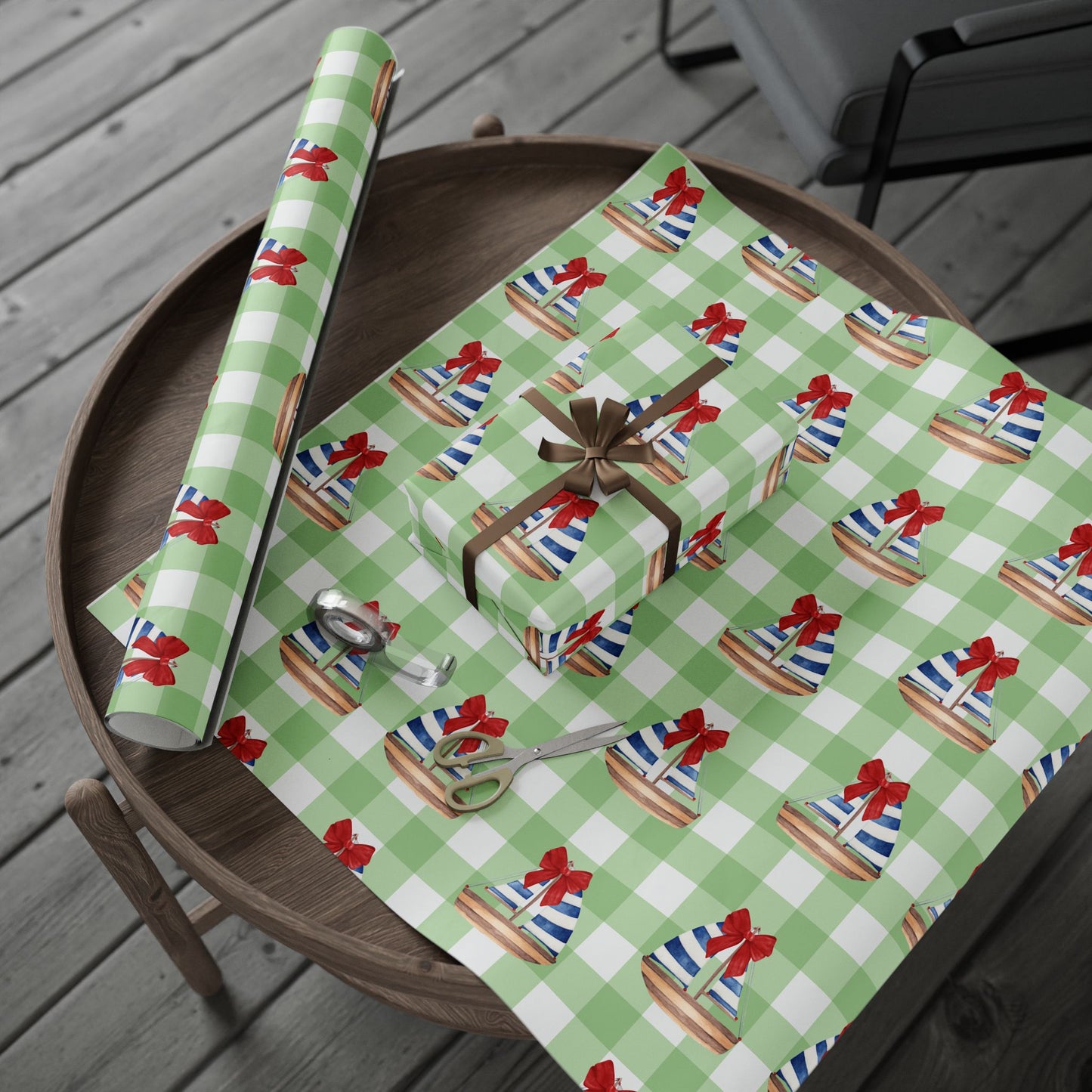 Sail Into the Season (Wrapping Papper)