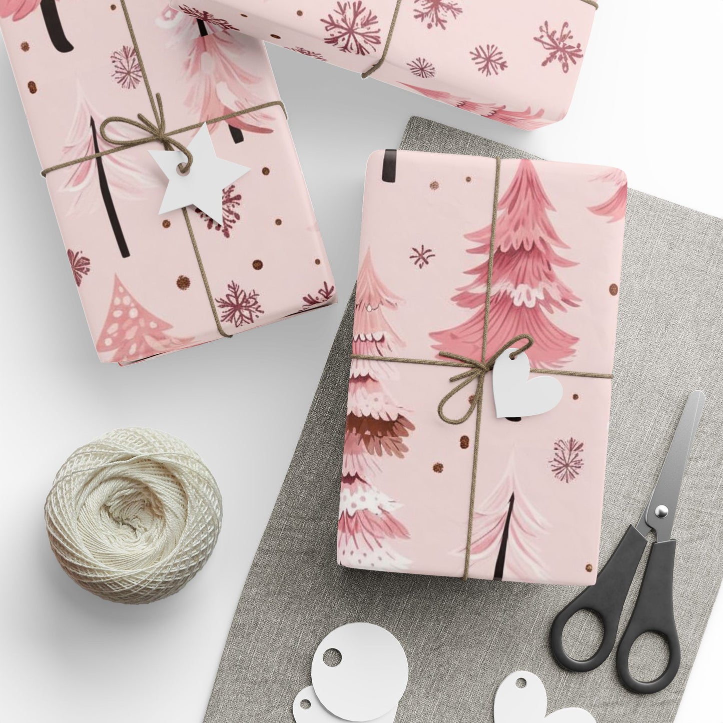 Pretty in Pink Pines (Wrapping Papper)