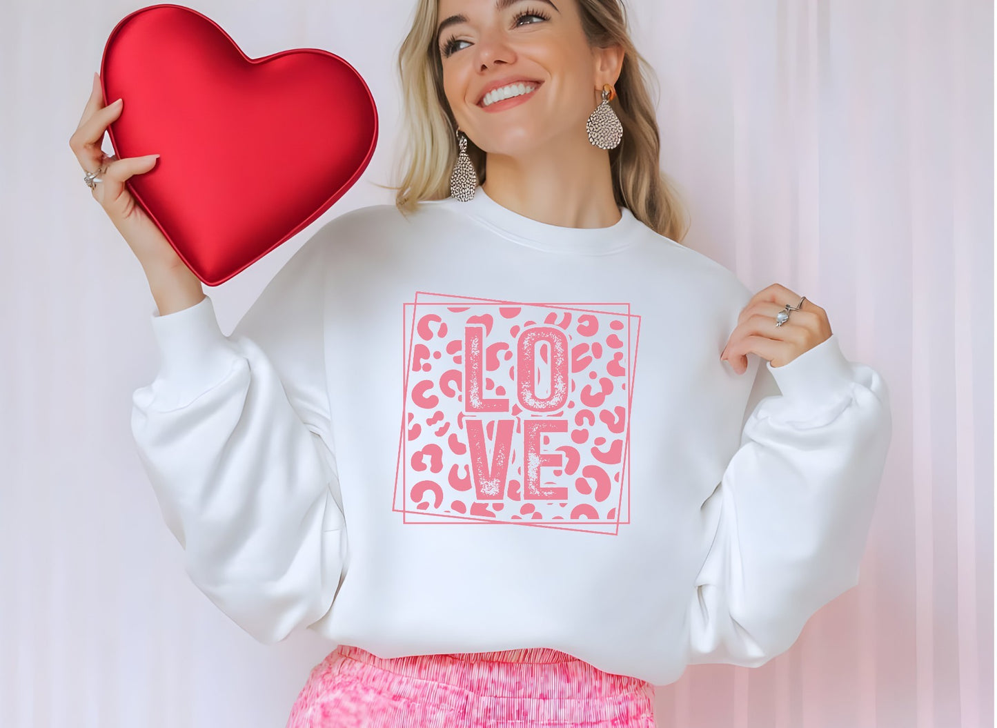 Leopard Print Love T-shirt/Sweatshirt
