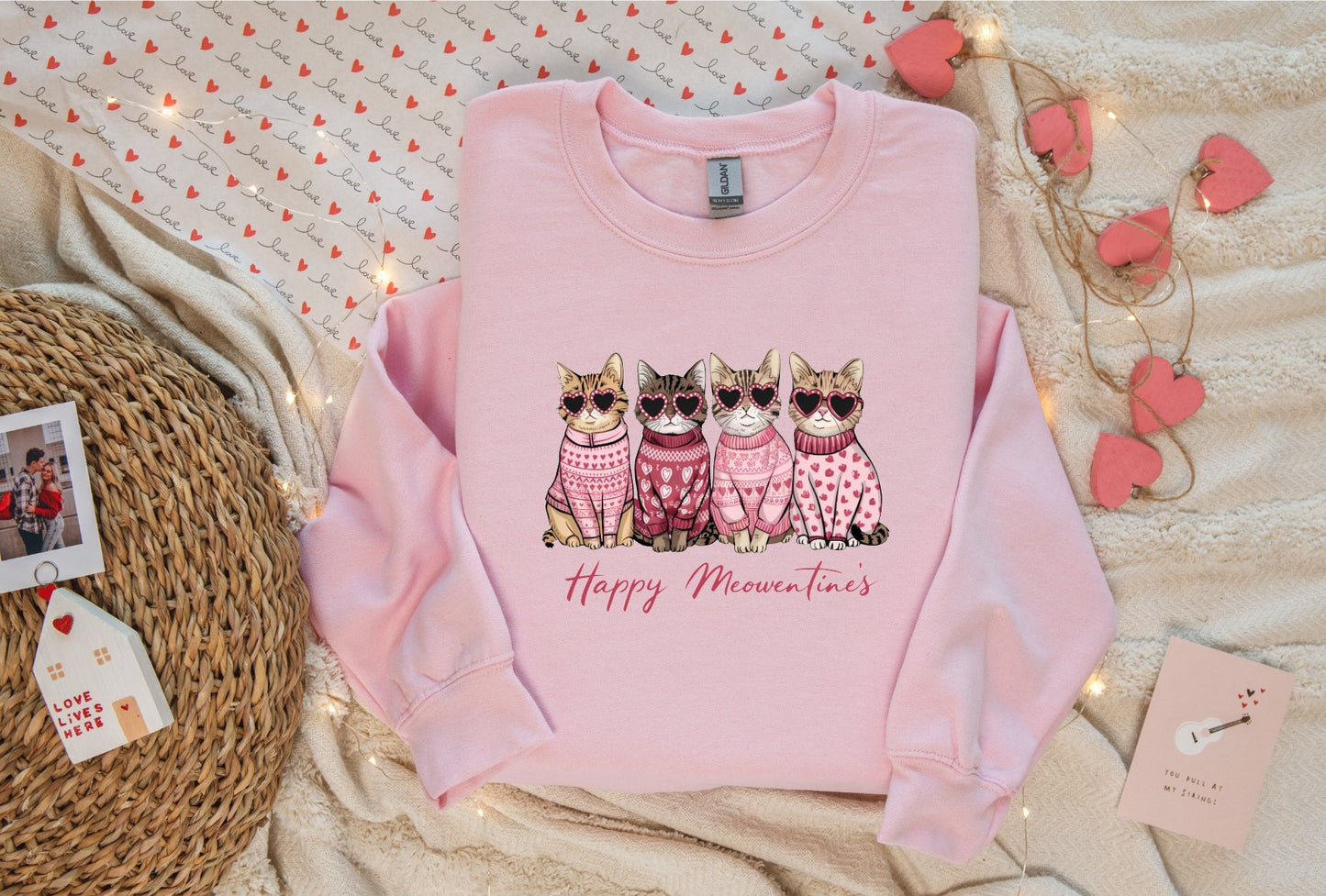 Meowentines T-shirt/Sweatshirt