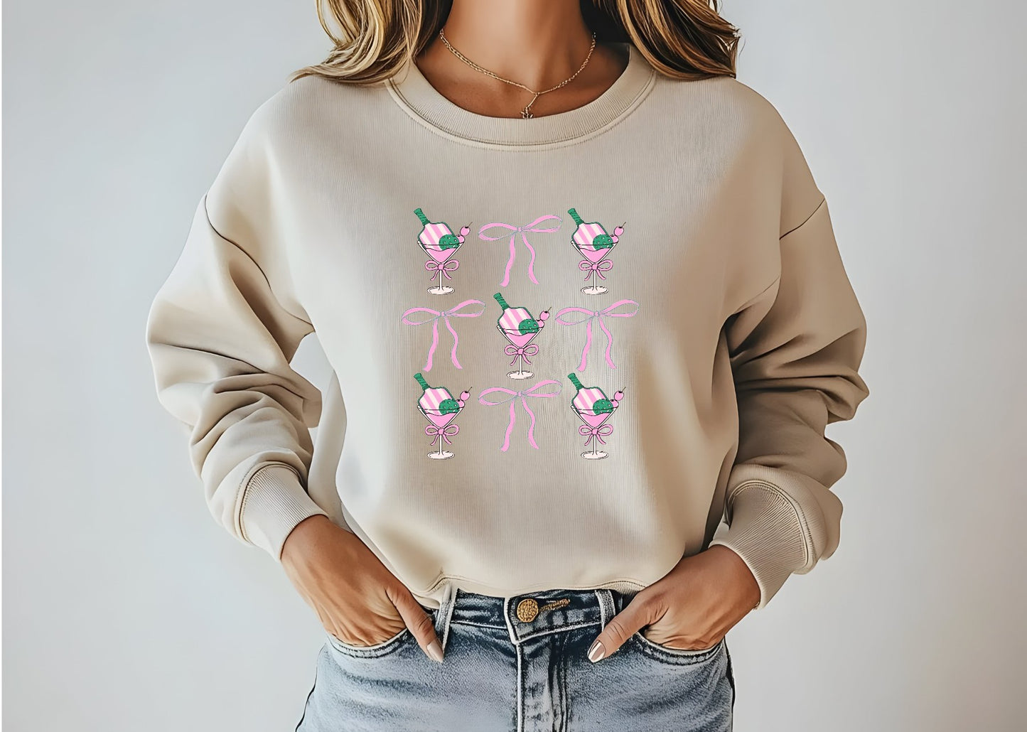 Pickleball Martini T-shirt/Sweatshirt