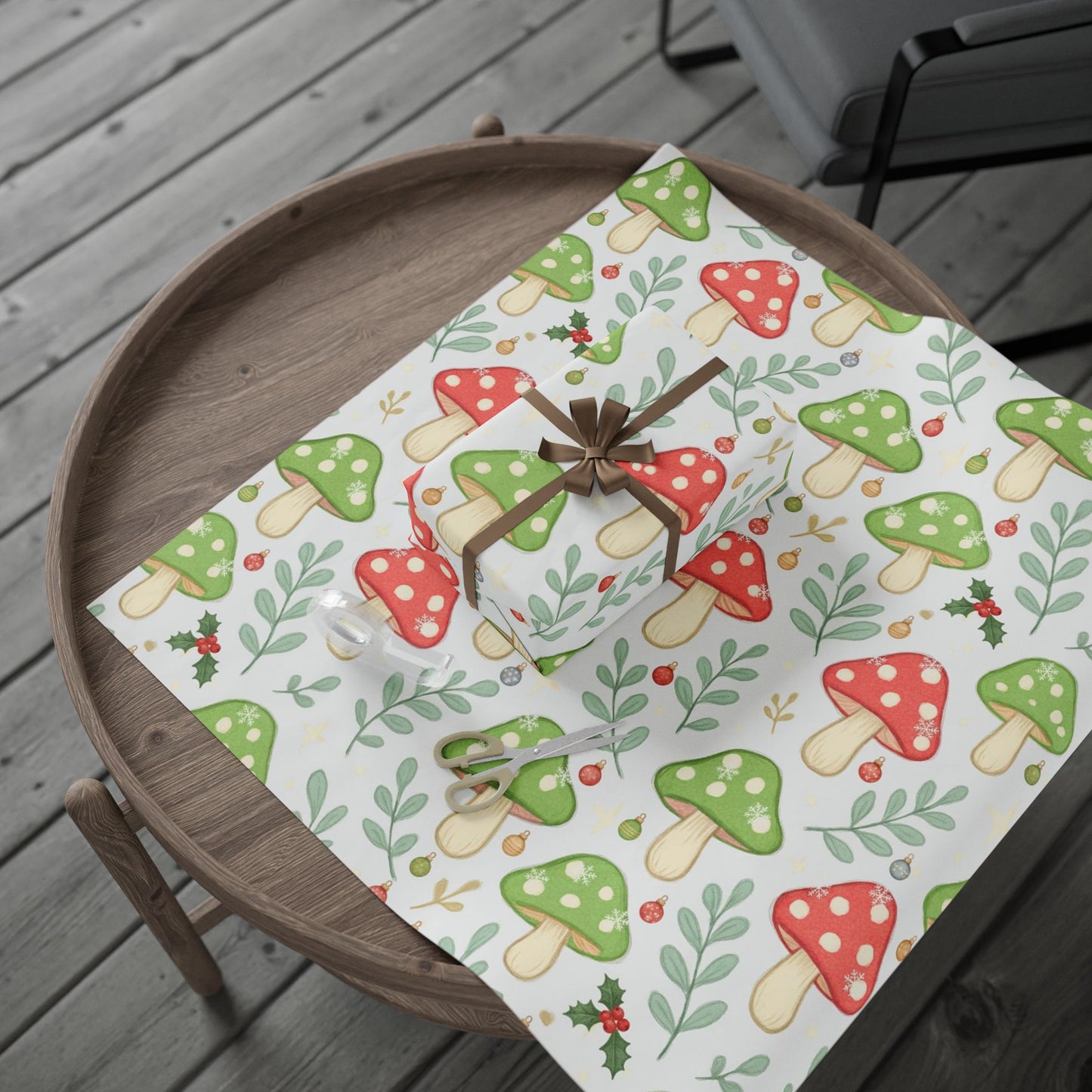 Merry Mushroom Magic (Wrapping Papper)