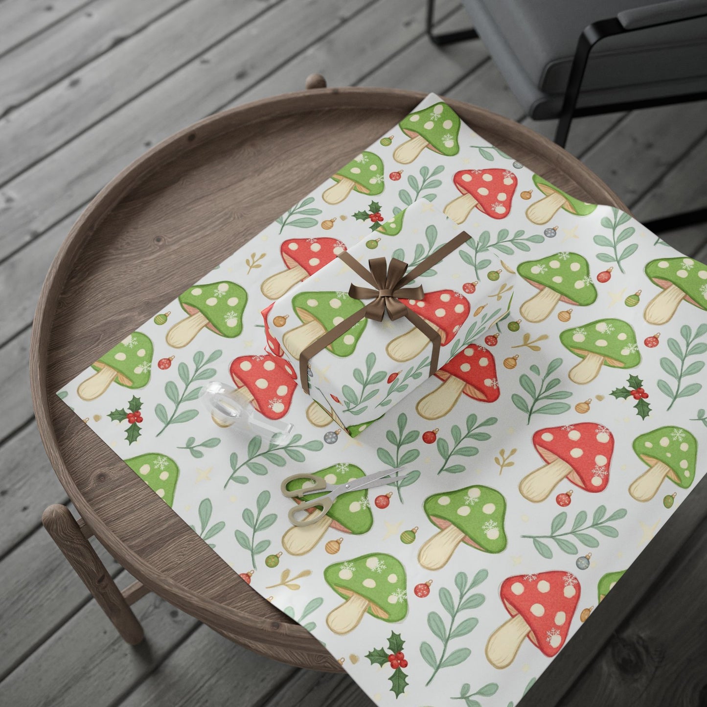 Merry Mushroom Magic (Wrapping Papper)