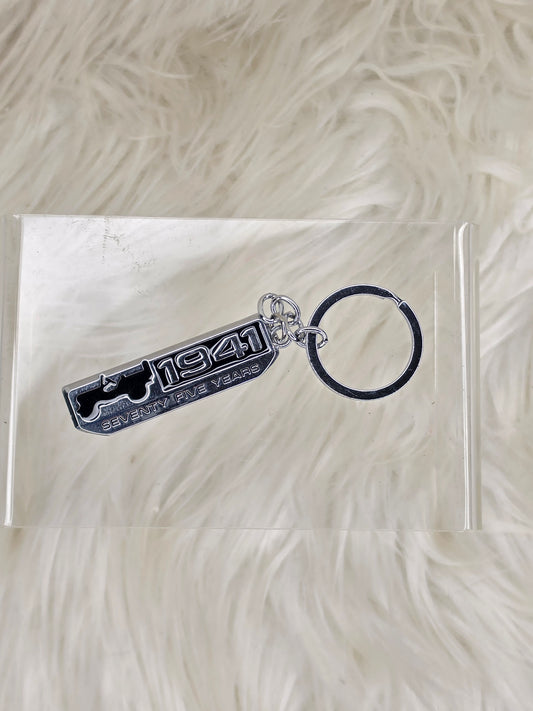 1941 keychain, 1941 birthday gift, seventy five years keychain, vintage key ring, 75th birthday keepsake, anniversary gift, collectible keychain, metal keychain, retro gift, 1941 memorabilia, milestone birthday gift, vintage collectible.