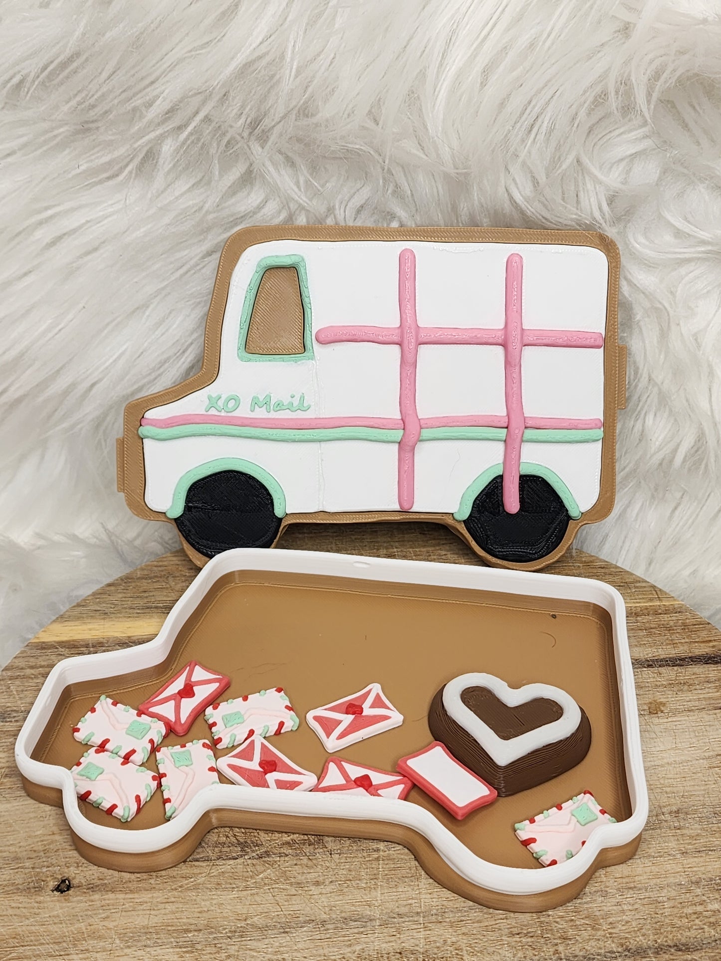 Tic-tac-toe Valentine's cookie game